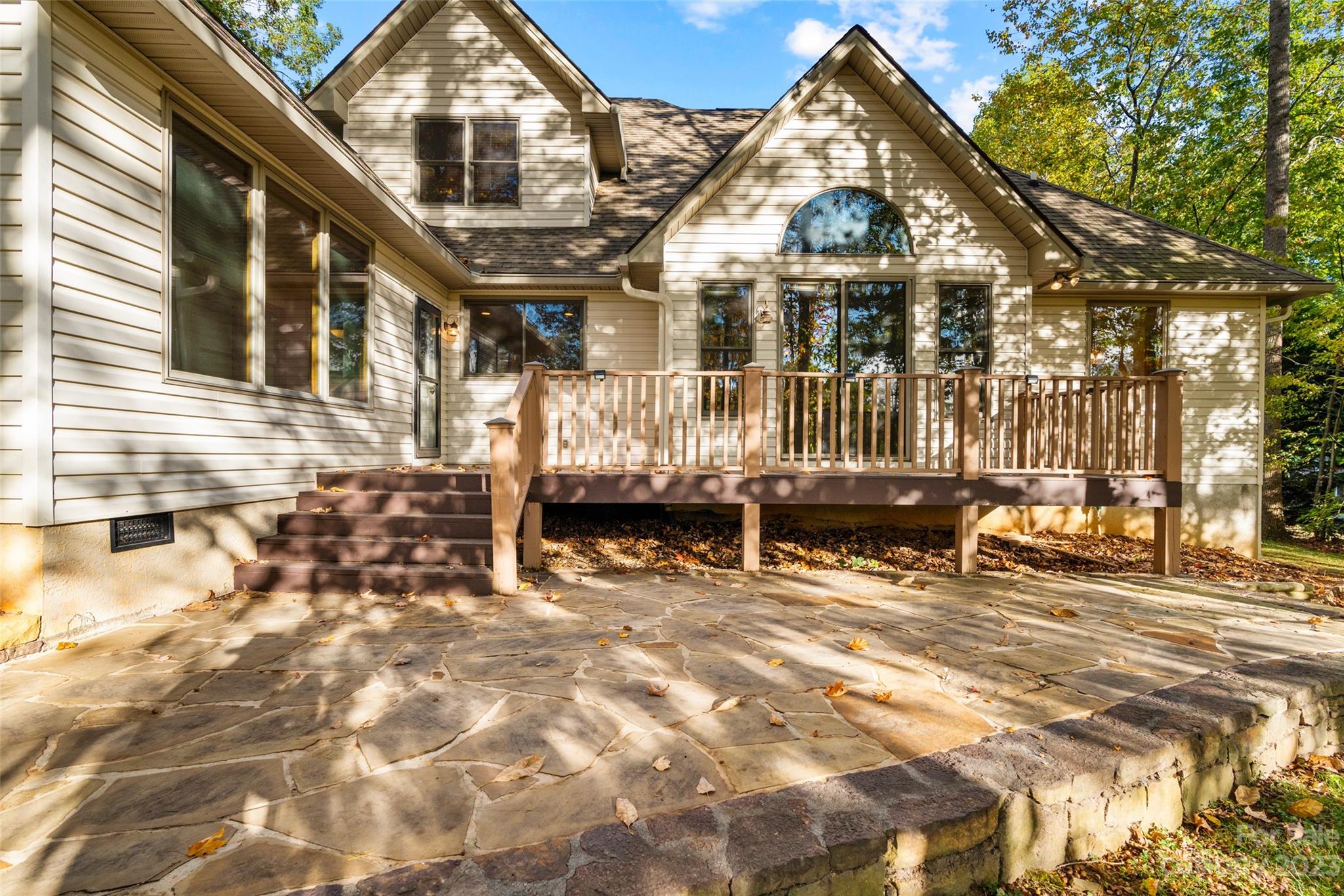 28 Helen Holcombe Way Candler NC 28715