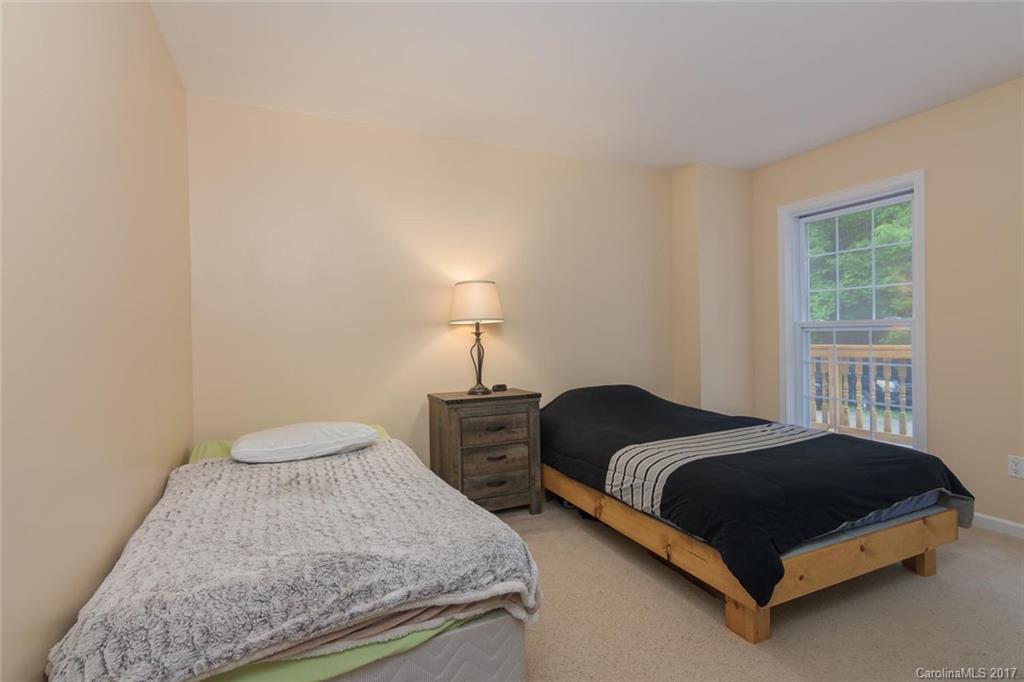 715 Long Branch Road Swannanoa NC 28778