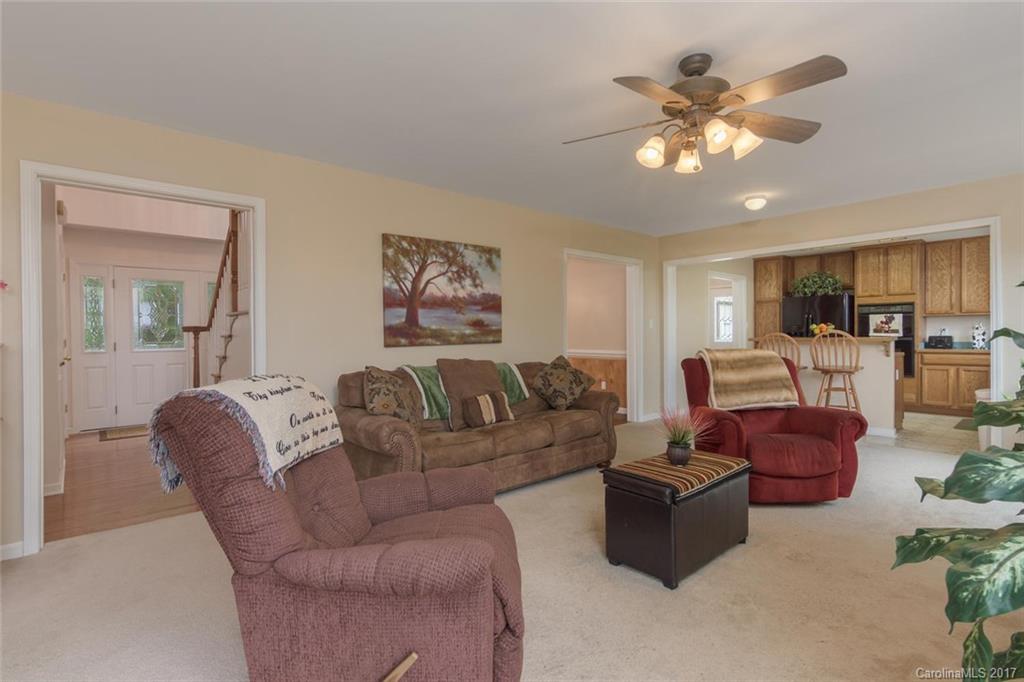 715 Long Branch Road Swannanoa NC 28778