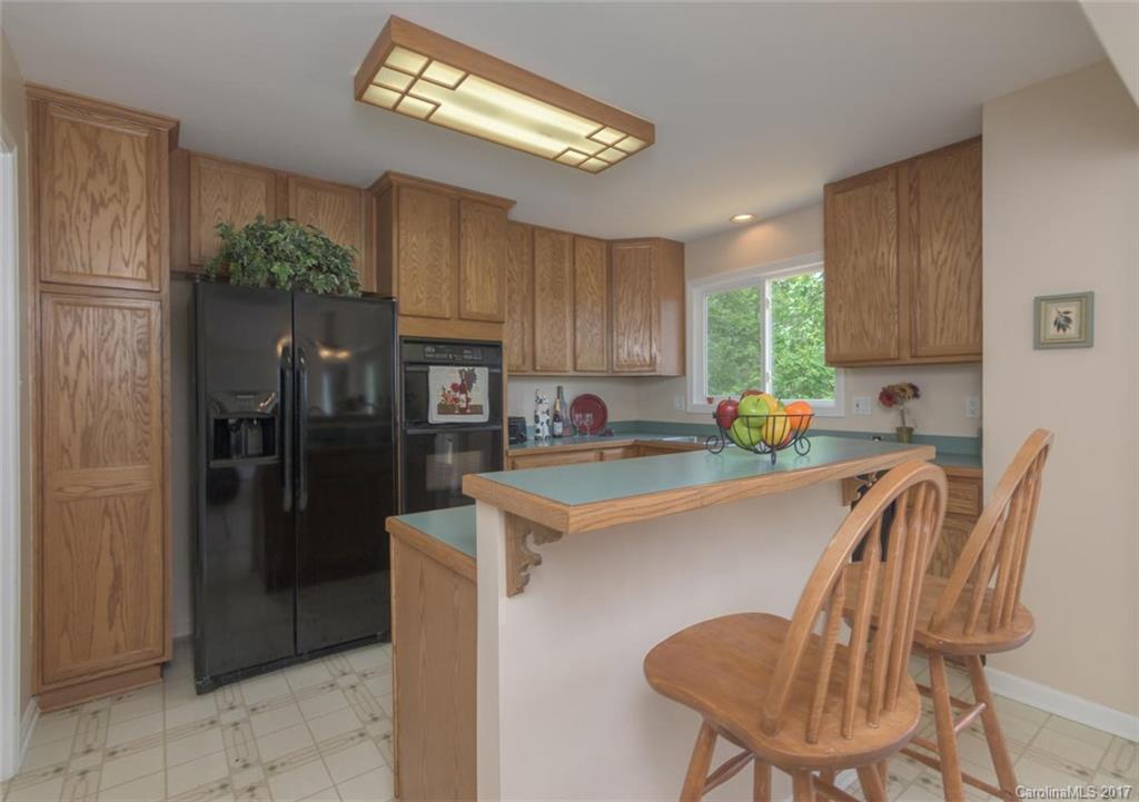 715 Long Branch Road Swannanoa NC 28778