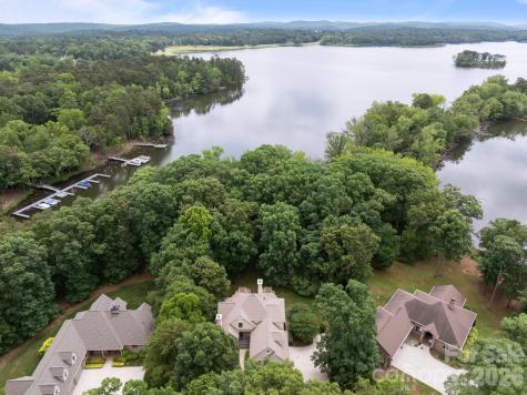 165 Futrell Landing New London NC 28127