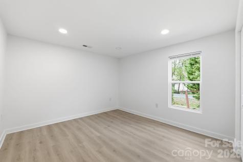 501 Friendship Drive Matthews NC 28105