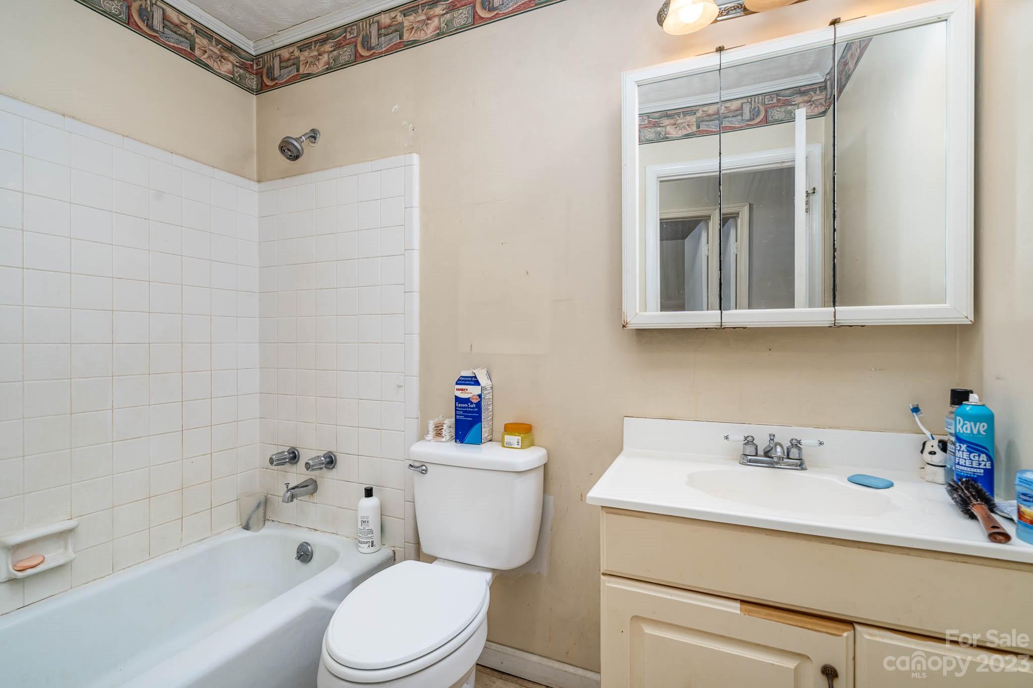 1822 Crandon Drive Charlotte NC 28216