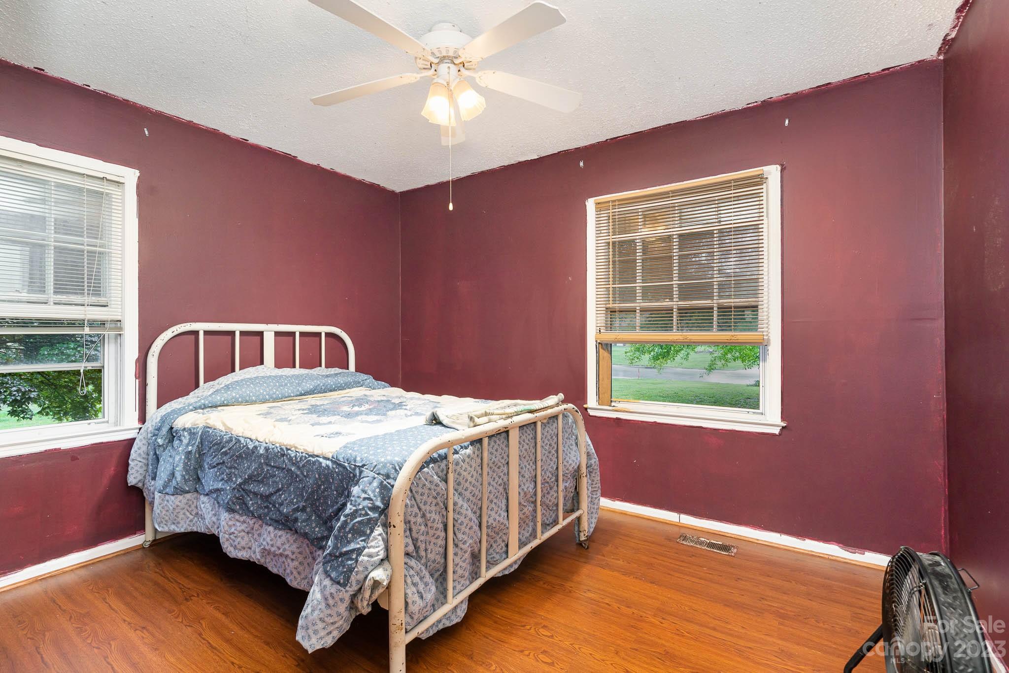 1822 Crandon Drive Charlotte NC 28216