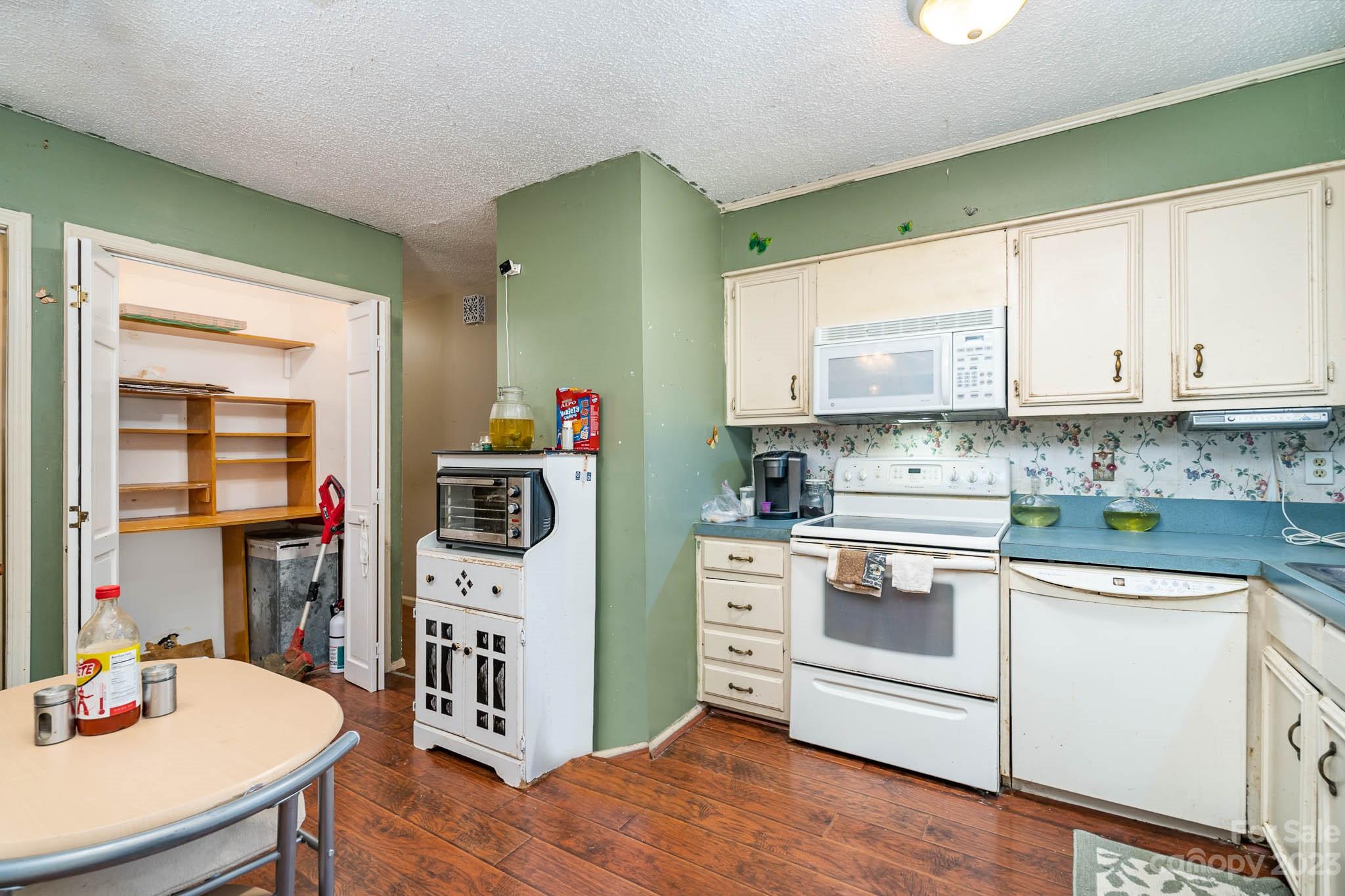 1822 Crandon Drive Charlotte NC 28216