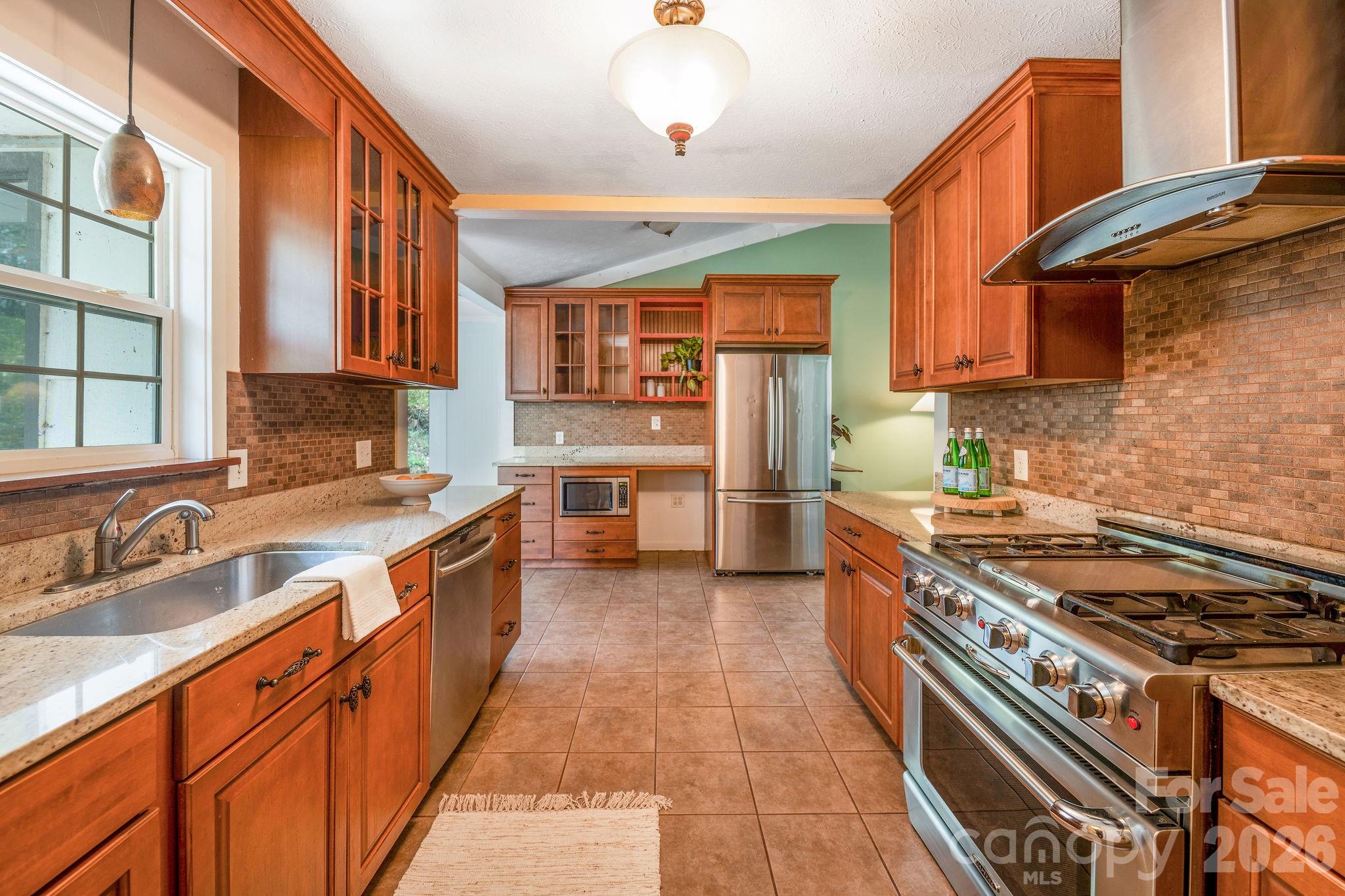 18 Peaceful Valley Lane Flat Rock NC 28731