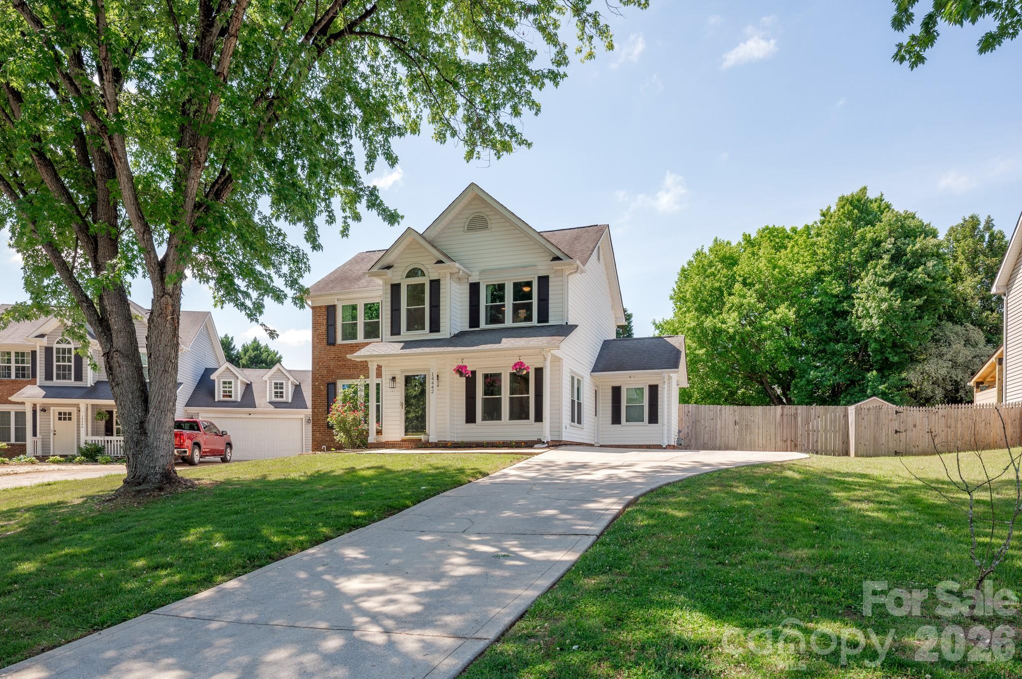 14442 Planters Knob Lane Charlotte NC 28273