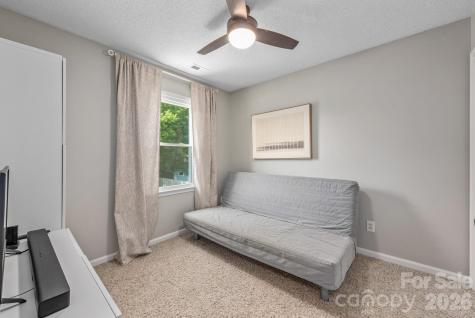14442 Planters Knob Lane Charlotte NC 28273