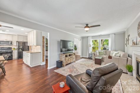 14442 Planters Knob Lane Charlotte NC 28273