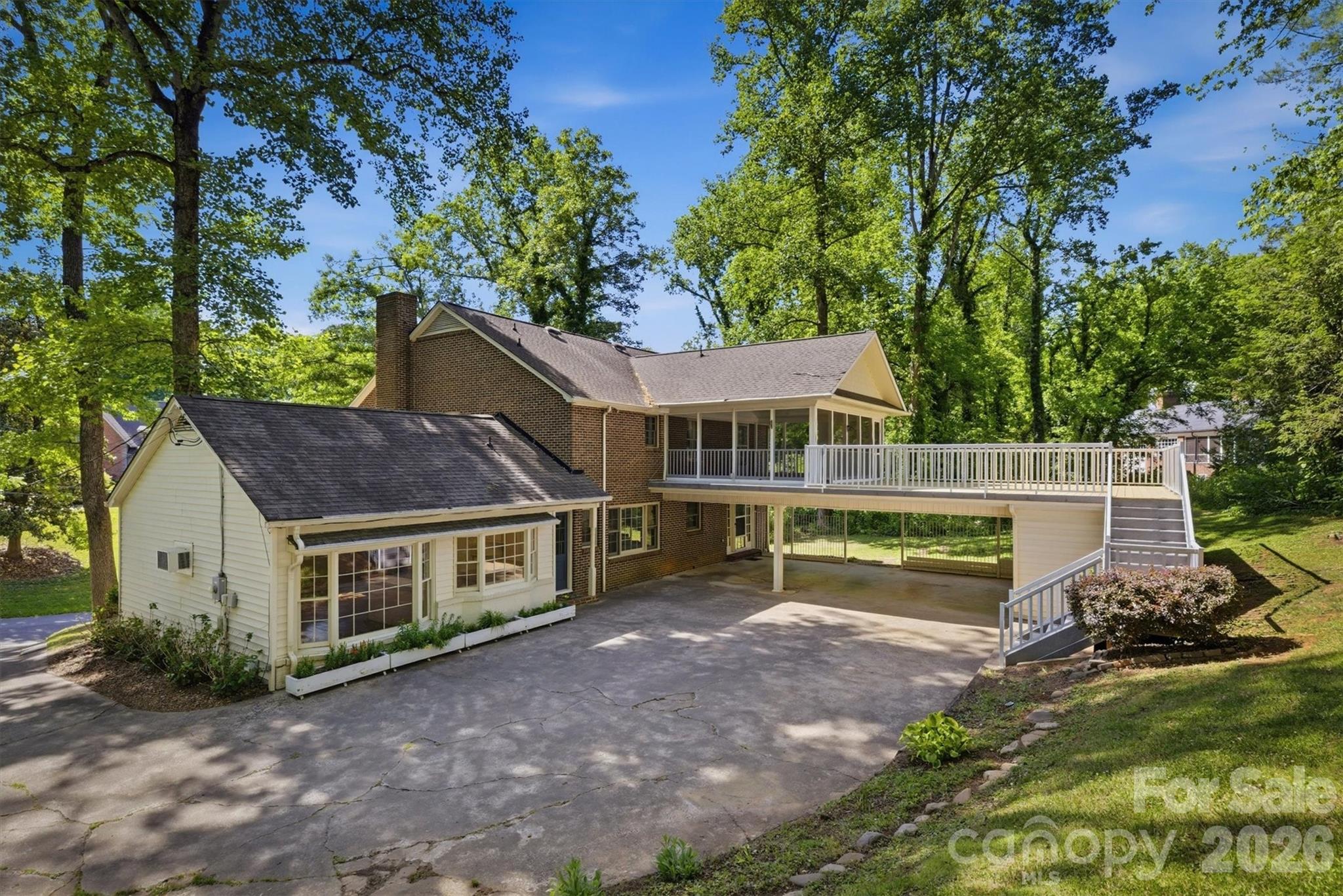 102 Woodland Drive Morganton NC 28655