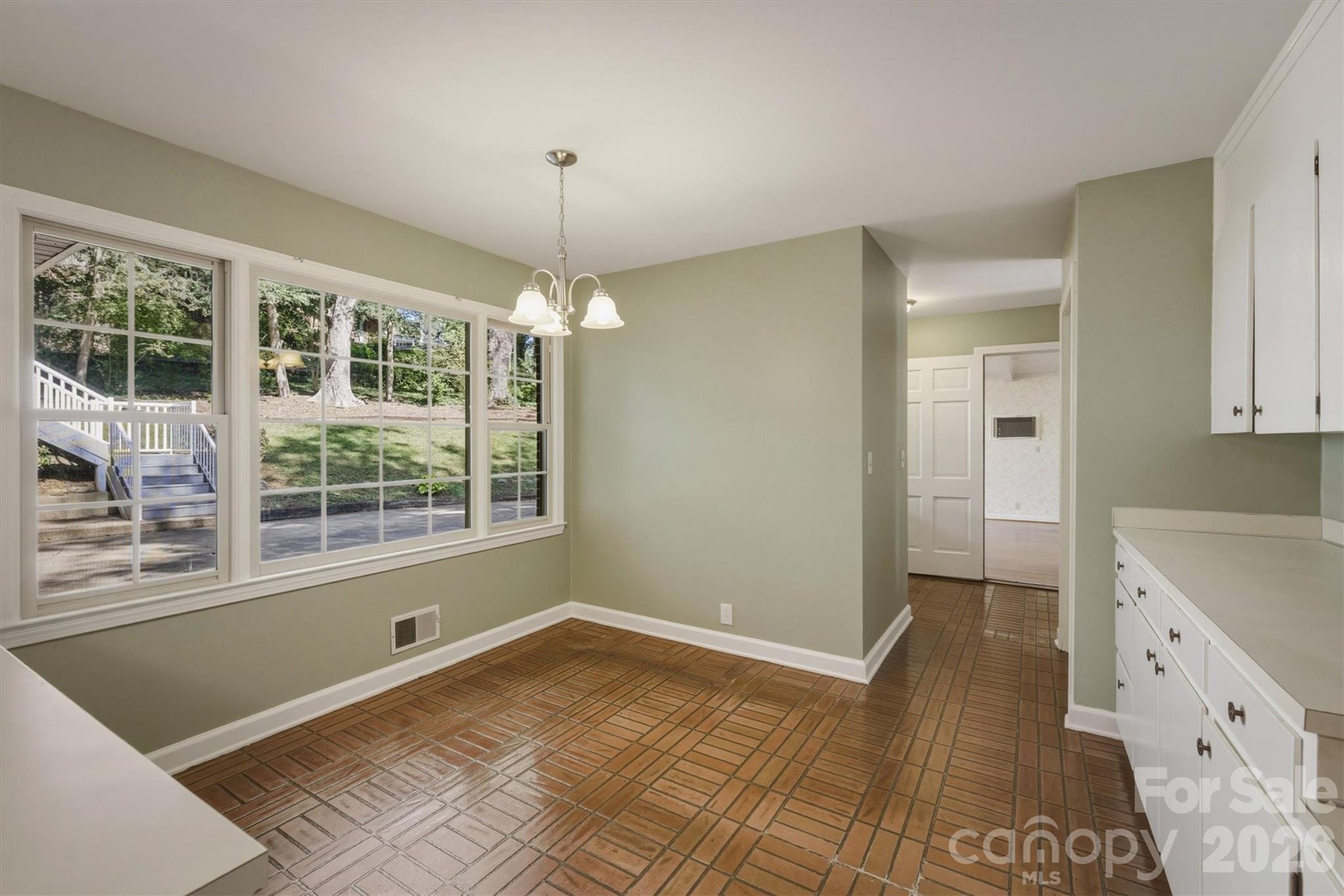 102 Woodland Drive Morganton NC 28655