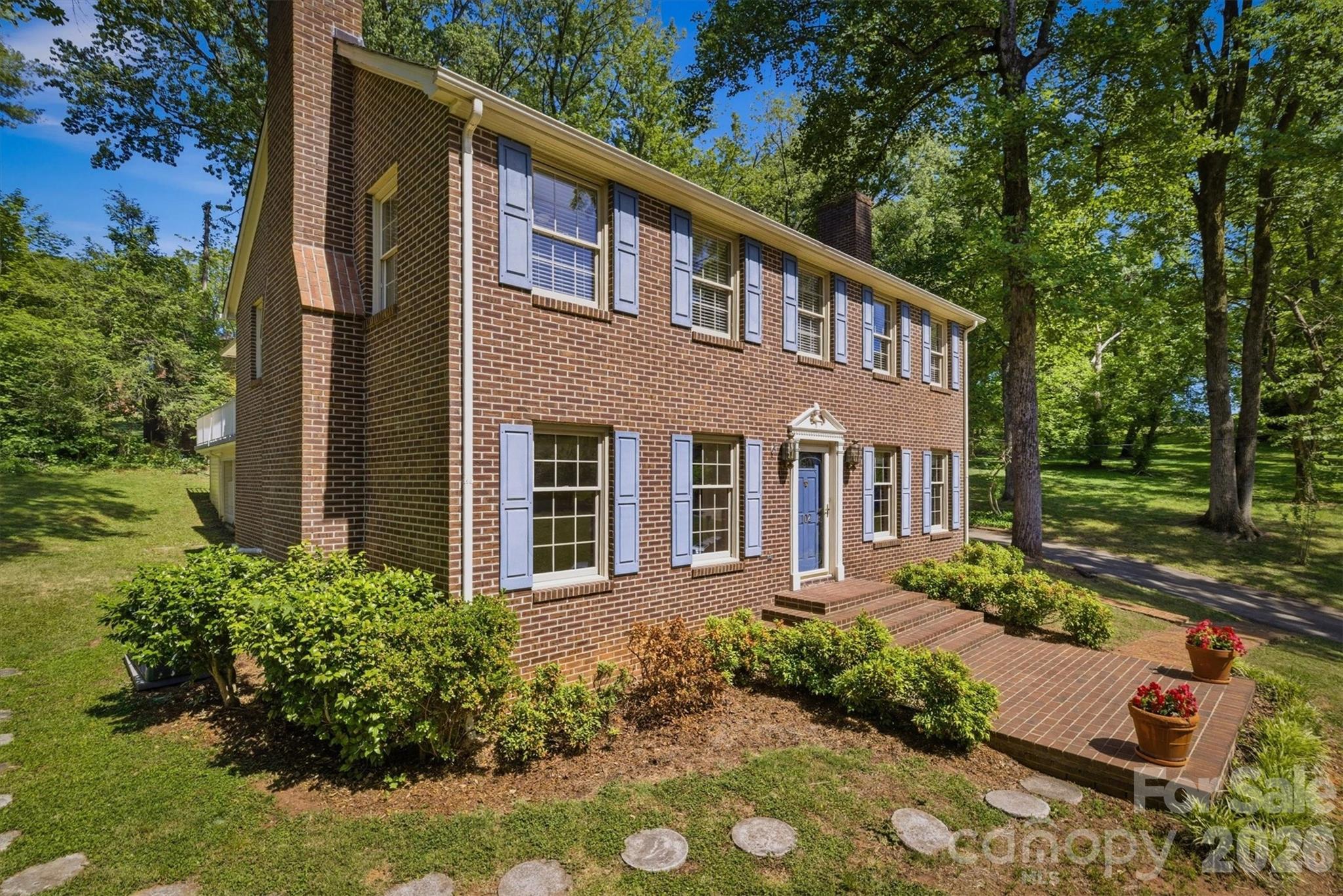 102 Woodland Drive Morganton NC 28655