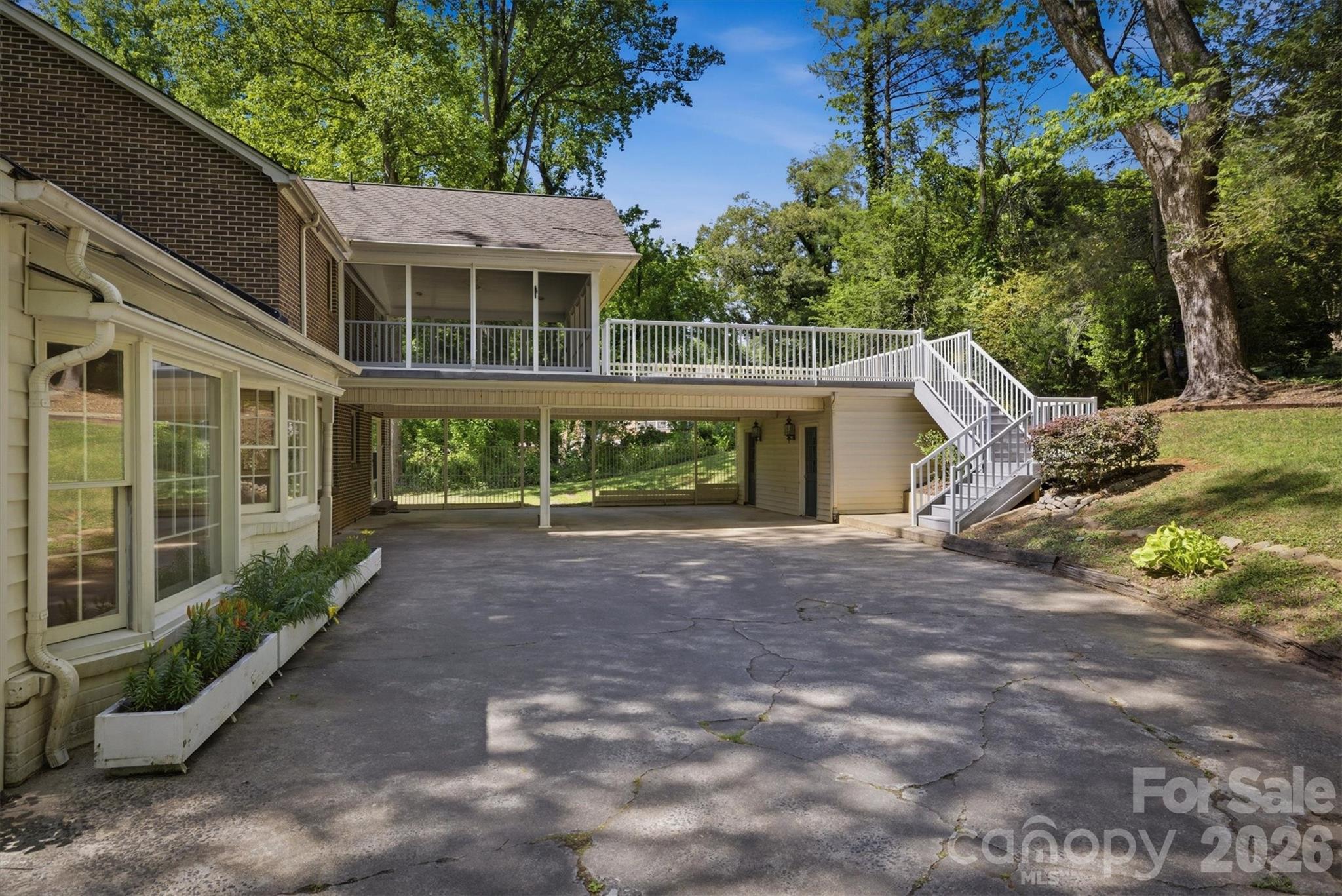 102 Woodland Drive Morganton NC 28655