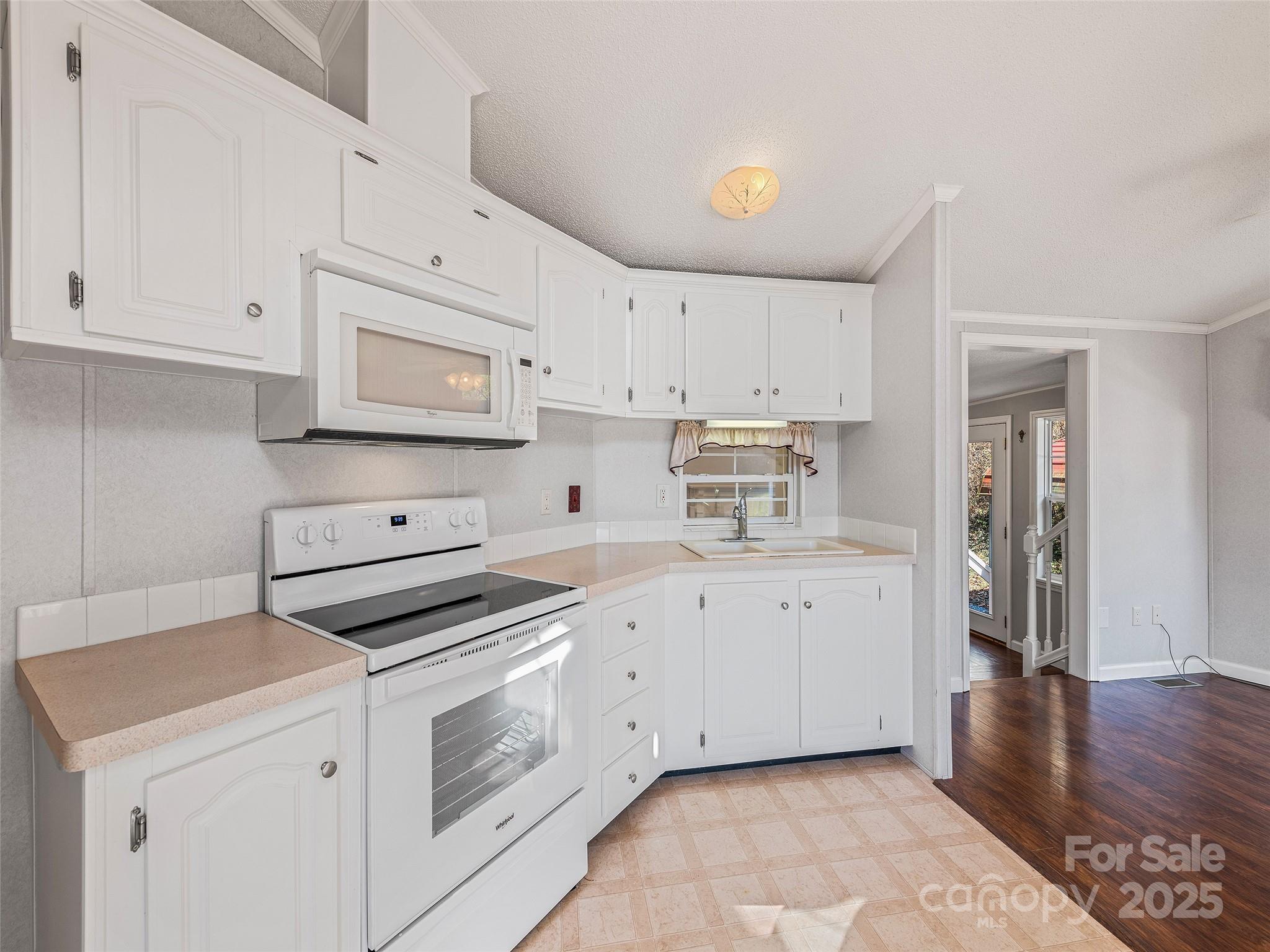 93 Merry Way Clyde NC 28721