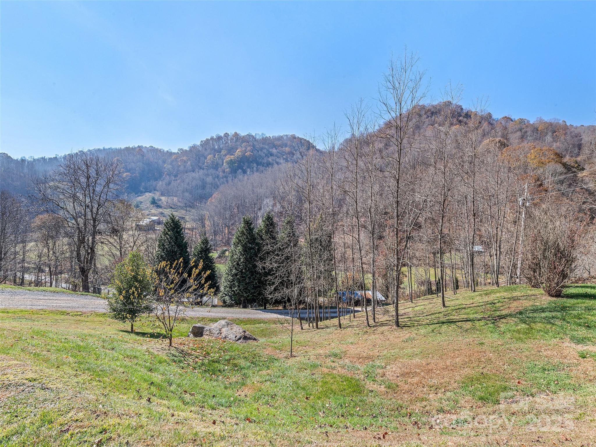 93 Merry Way Clyde NC 28721
