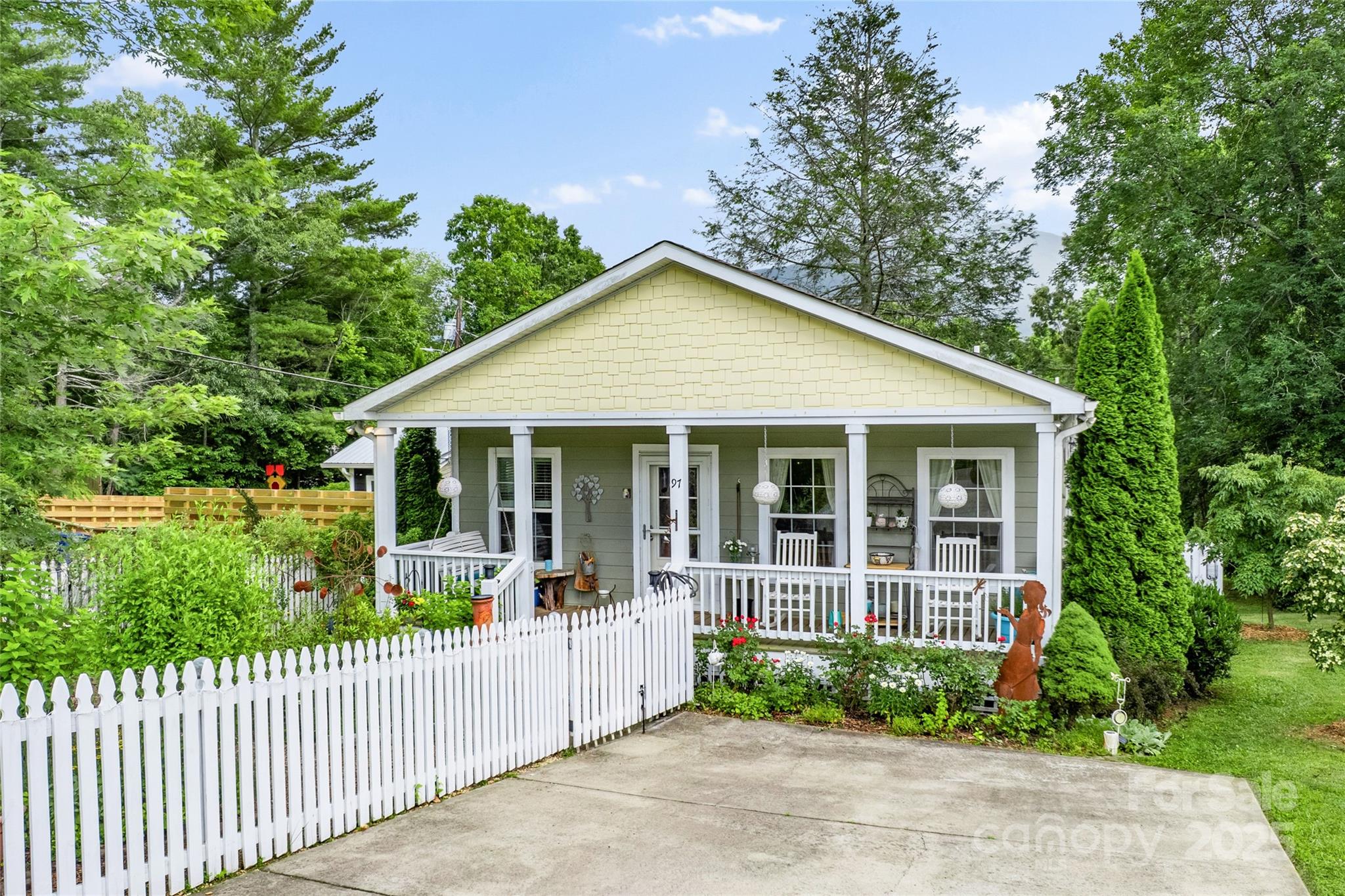 97 Taylor Street Black Mountain NC 28711