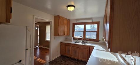 212 Old Dale Road Spruce Pine NC 28777