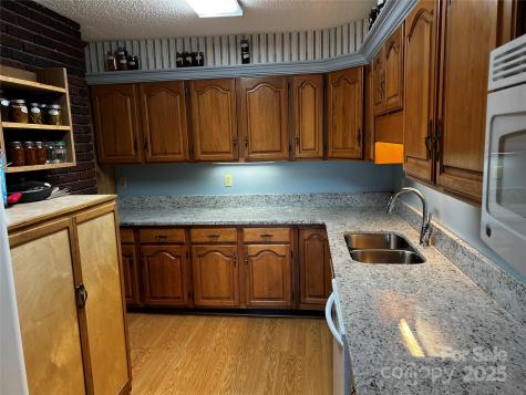 6 Woodley Avenue Asheville NC 28804