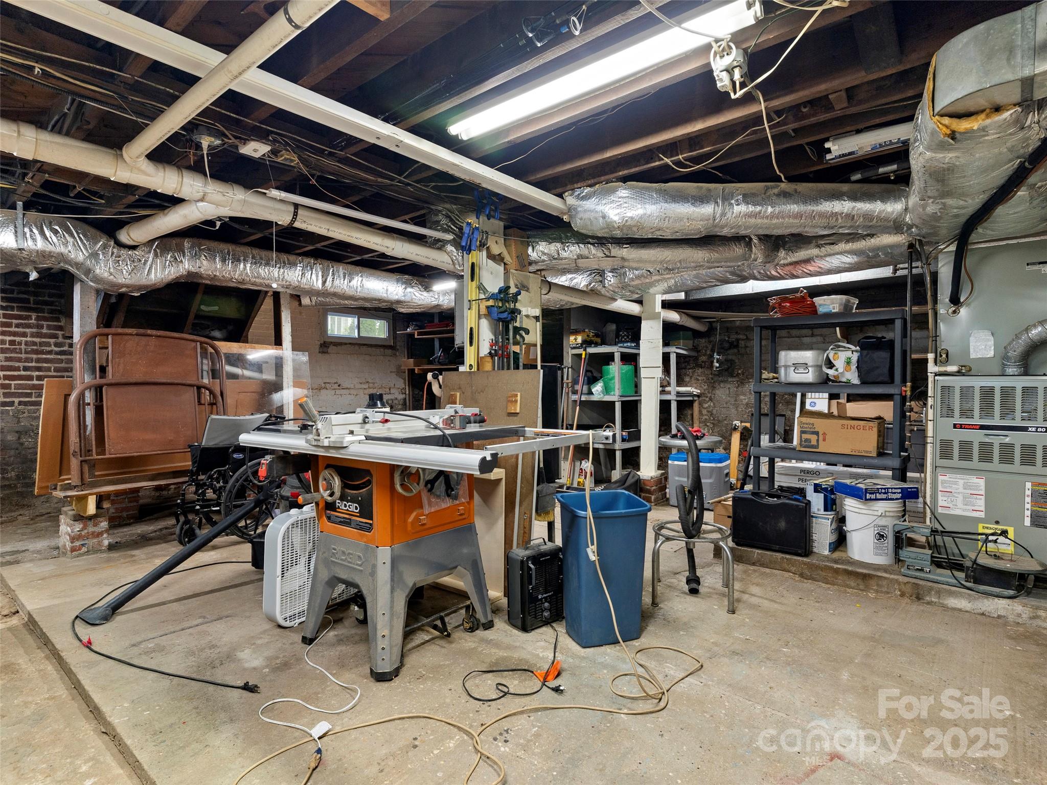 6 Woodley Avenue Asheville NC 28804