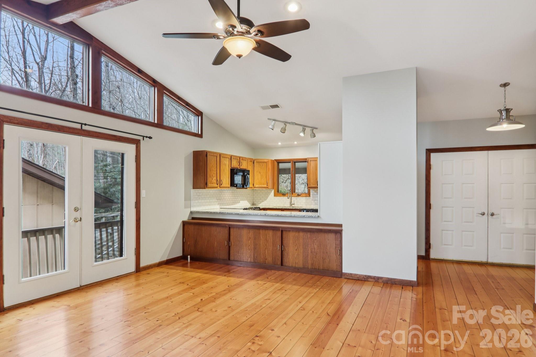 71 N Setsi Lane Brevard NC 28712