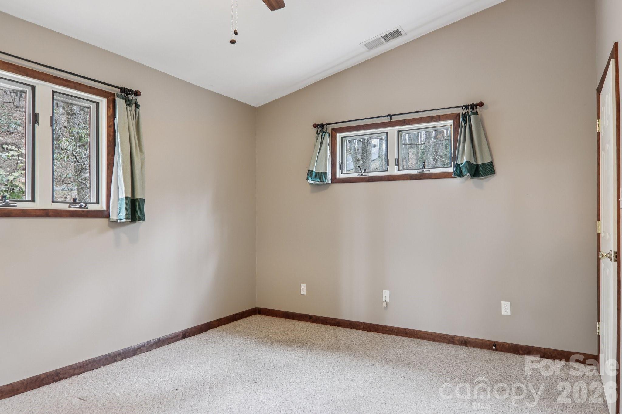 71 N Setsi Lane Brevard NC 28712