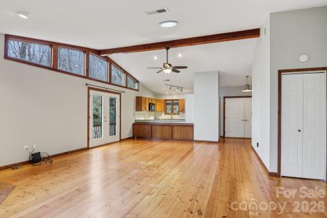 71 N Setsi Lane Brevard NC 28712