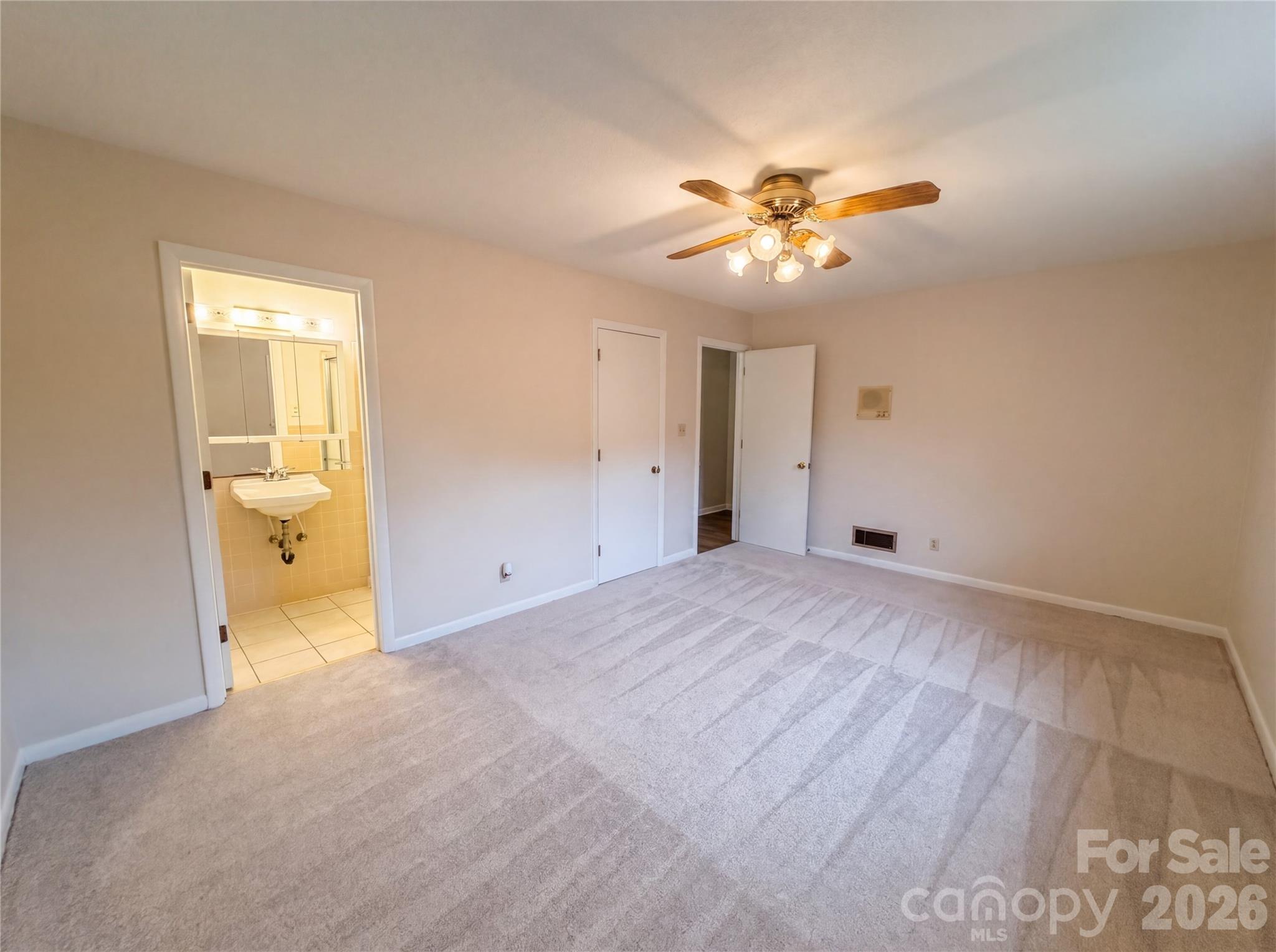 128 Greenview Drive Kannapolis NC 28081