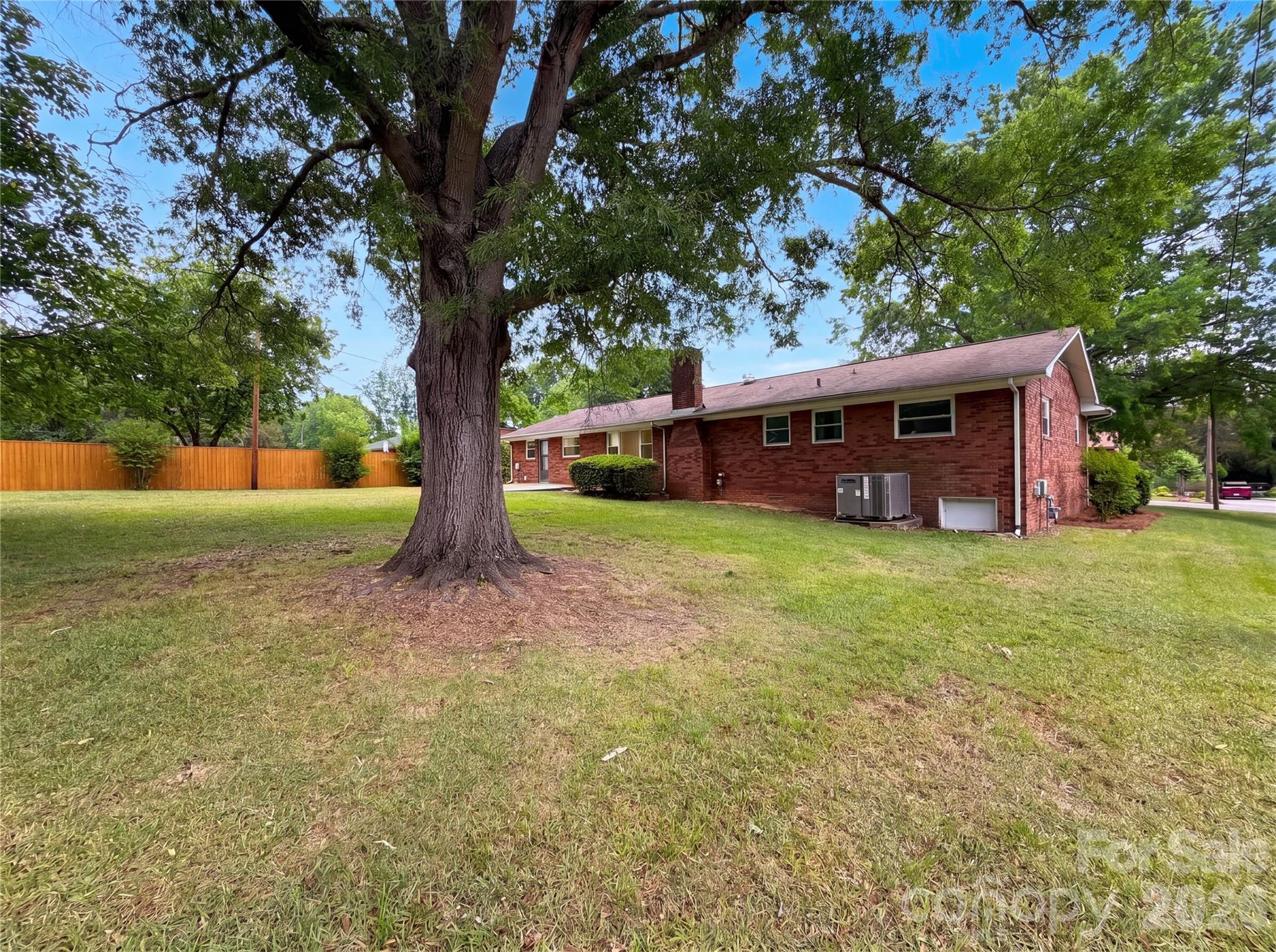 128 Greenview Drive Kannapolis NC 28081