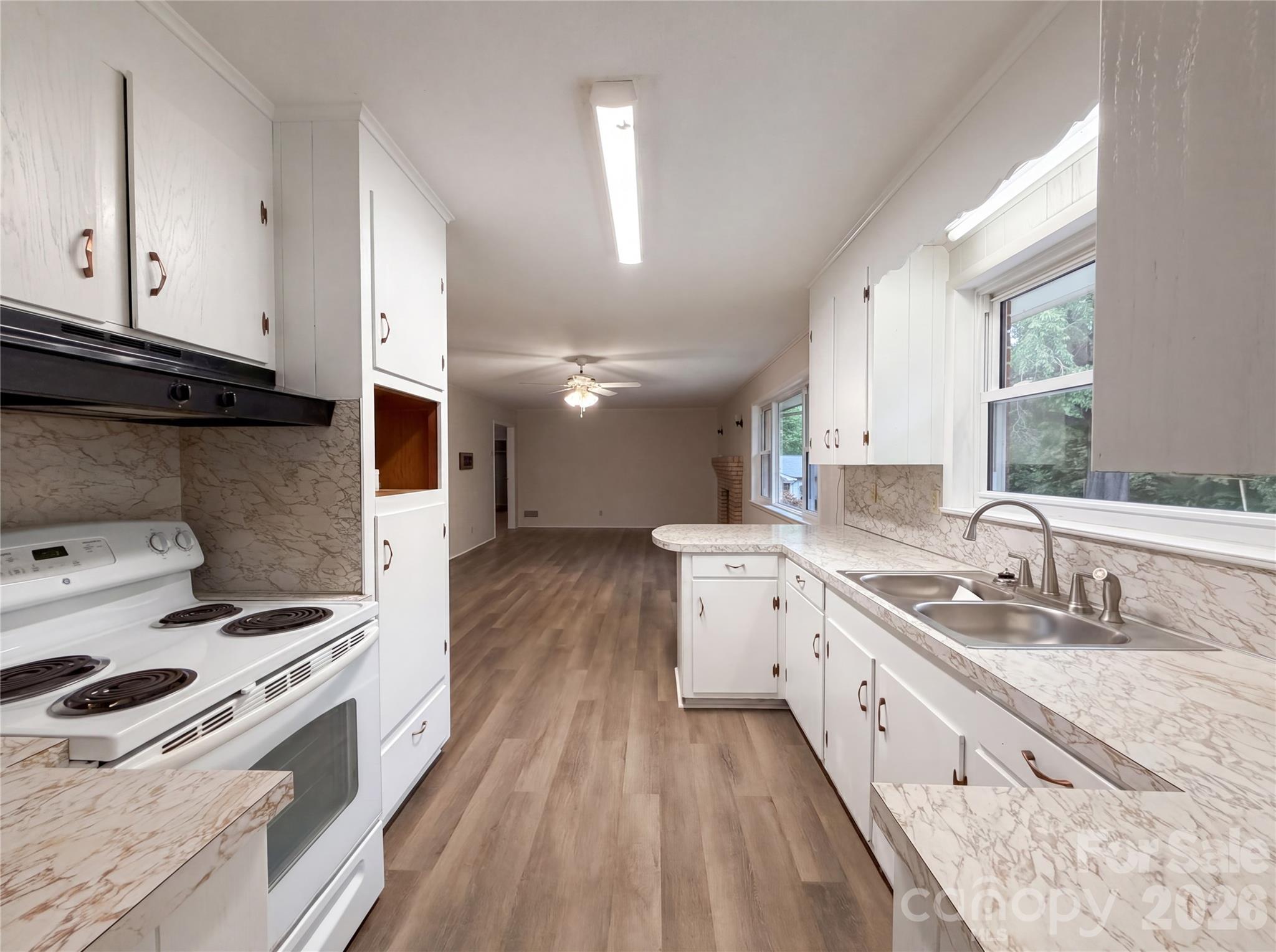 128 Greenview Drive Kannapolis NC 28081