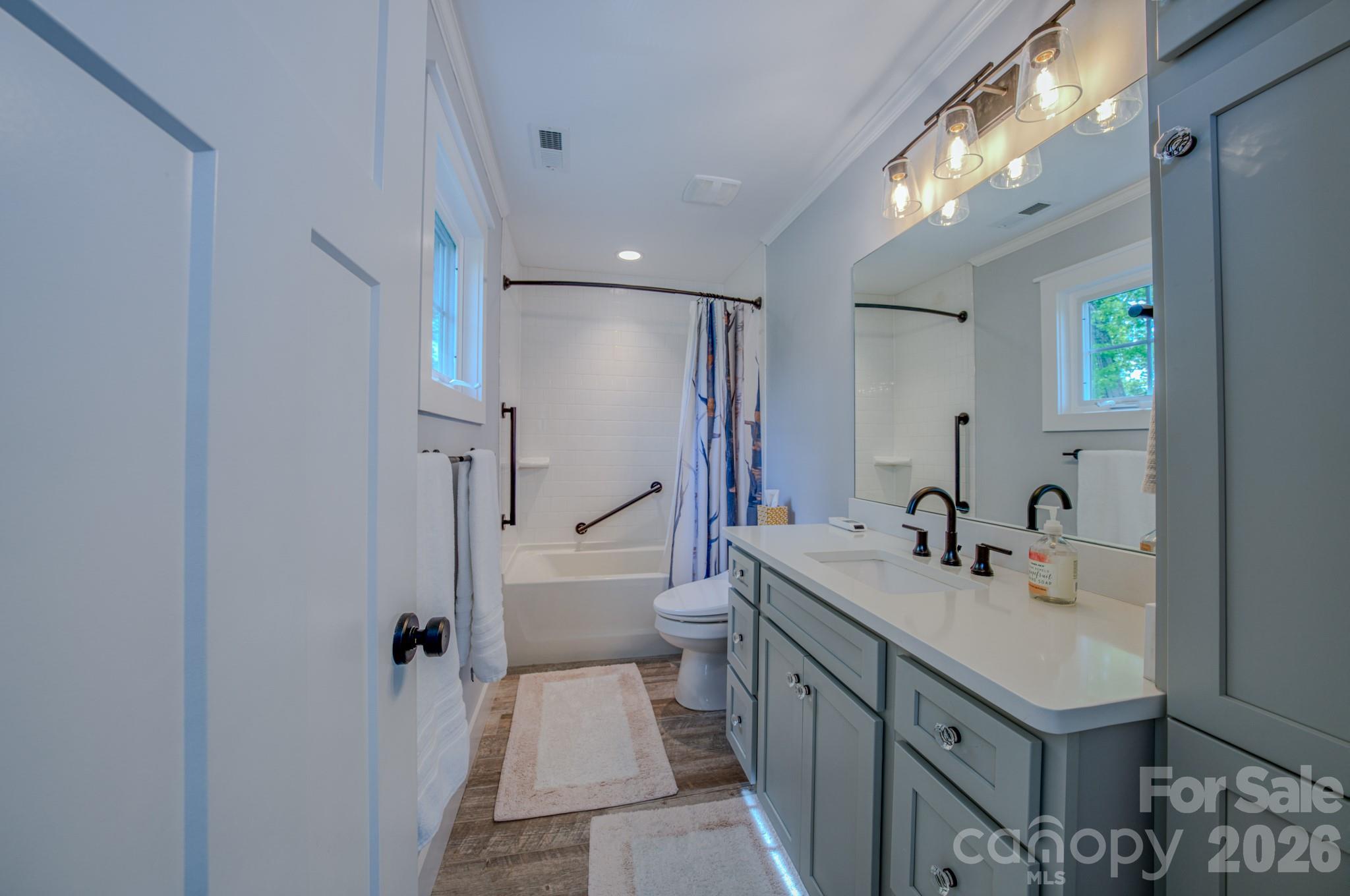 15 Tudor Way Black Mountain NC 28711