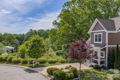 15 Tudor Way Black Mountain NC 28711