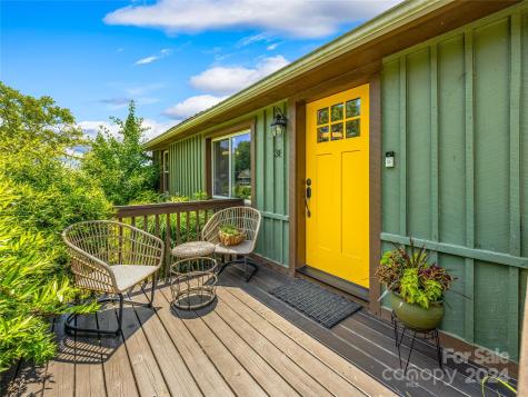 38 Ben Lippen Road Asheville NC 28806