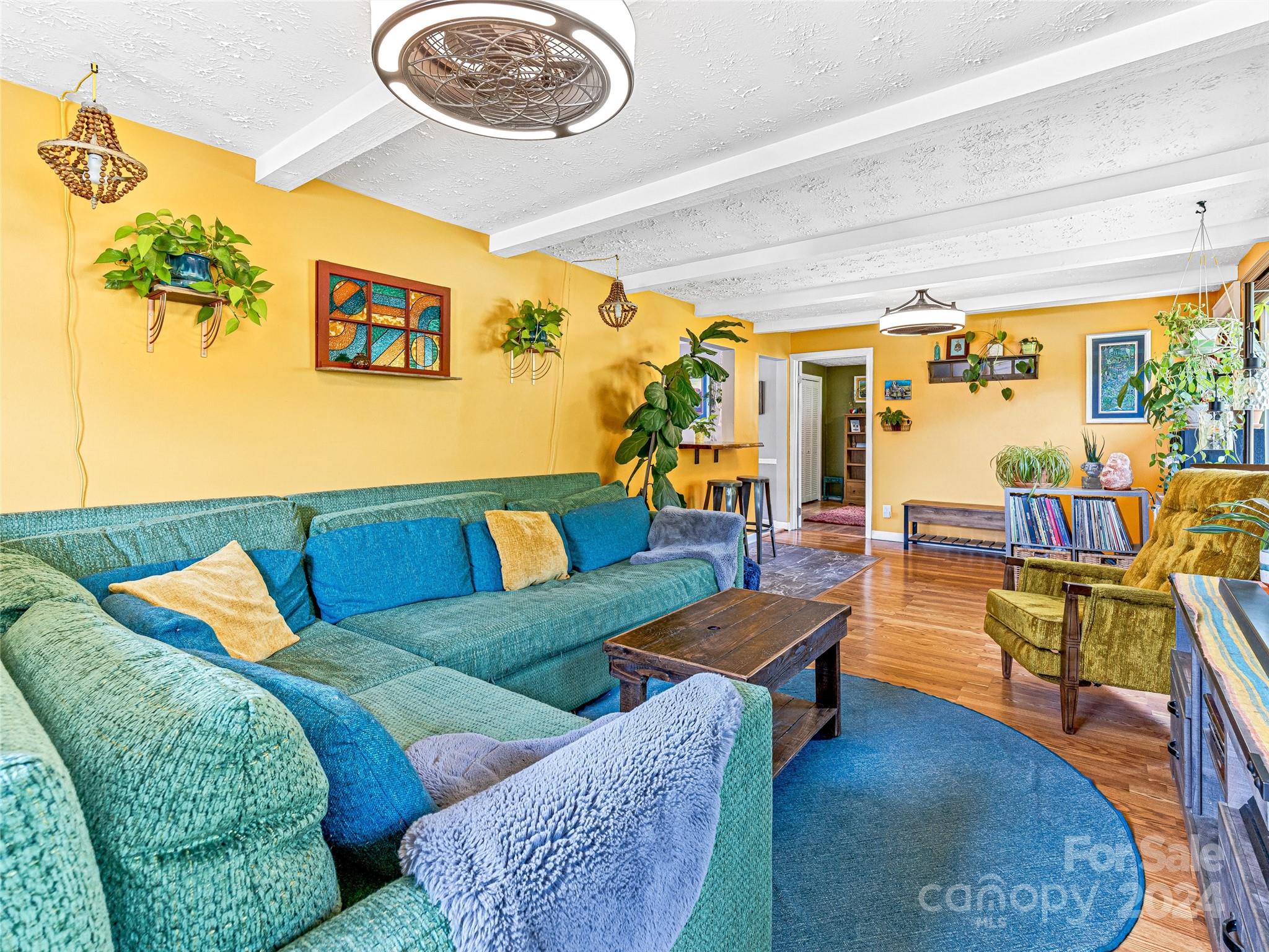 38 Ben Lippen Road Asheville NC 28806