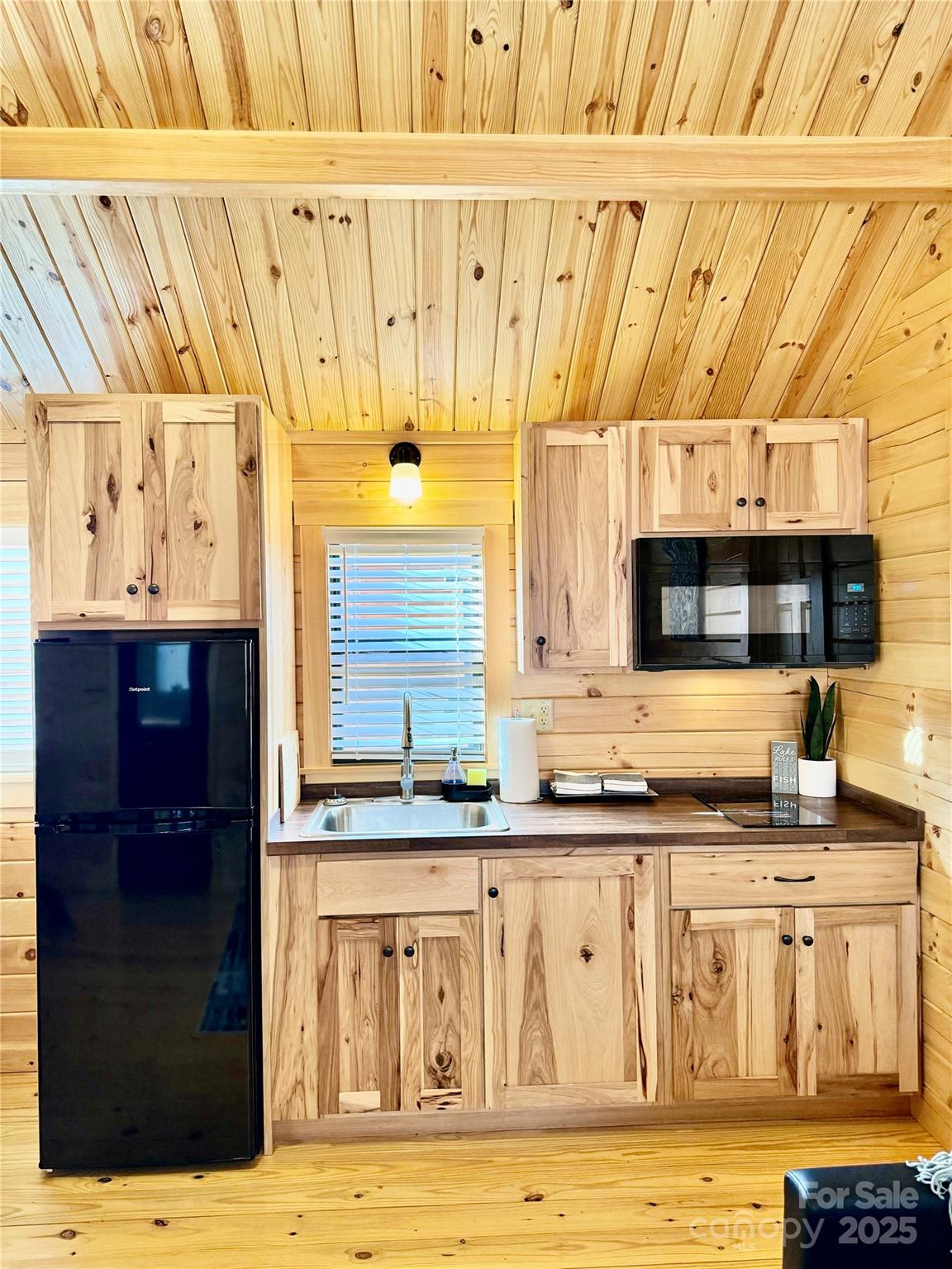 37 Bream Loop Road Marion NC 28752