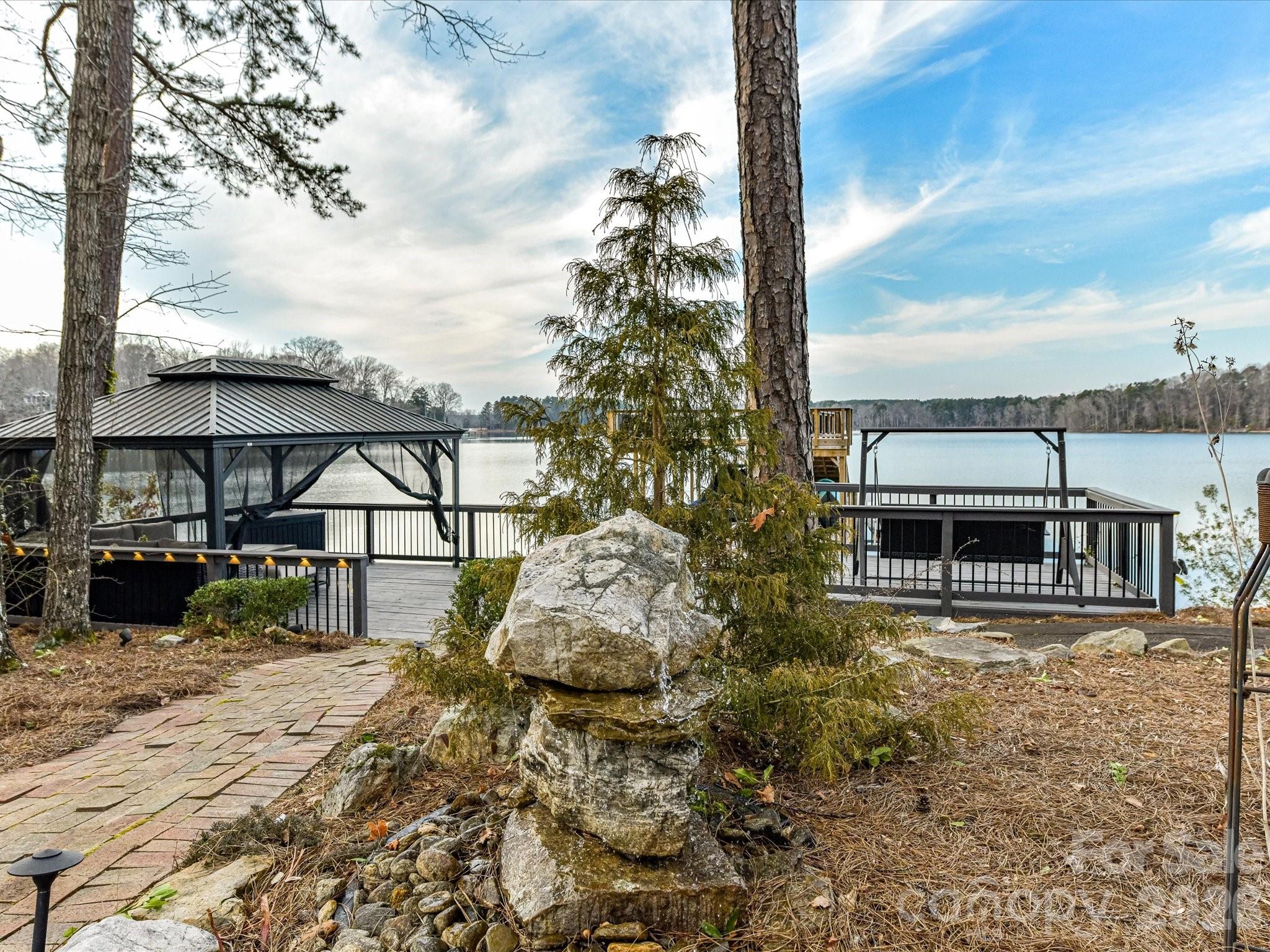 5401 Mountain Point Lane Charlotte NC 28216