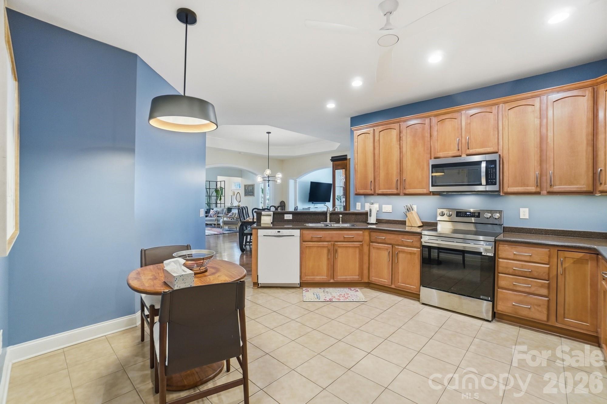 3270 Abbey Walk Lane Matthews NC 28105