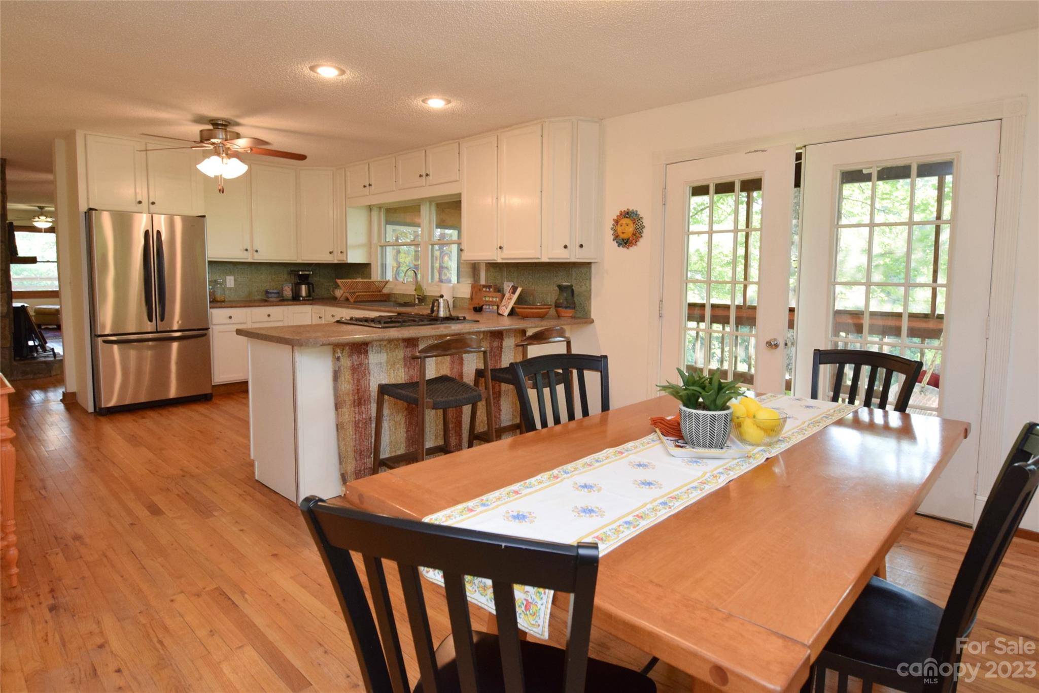 127 Cleve Silver Road Bakersville NC 28705