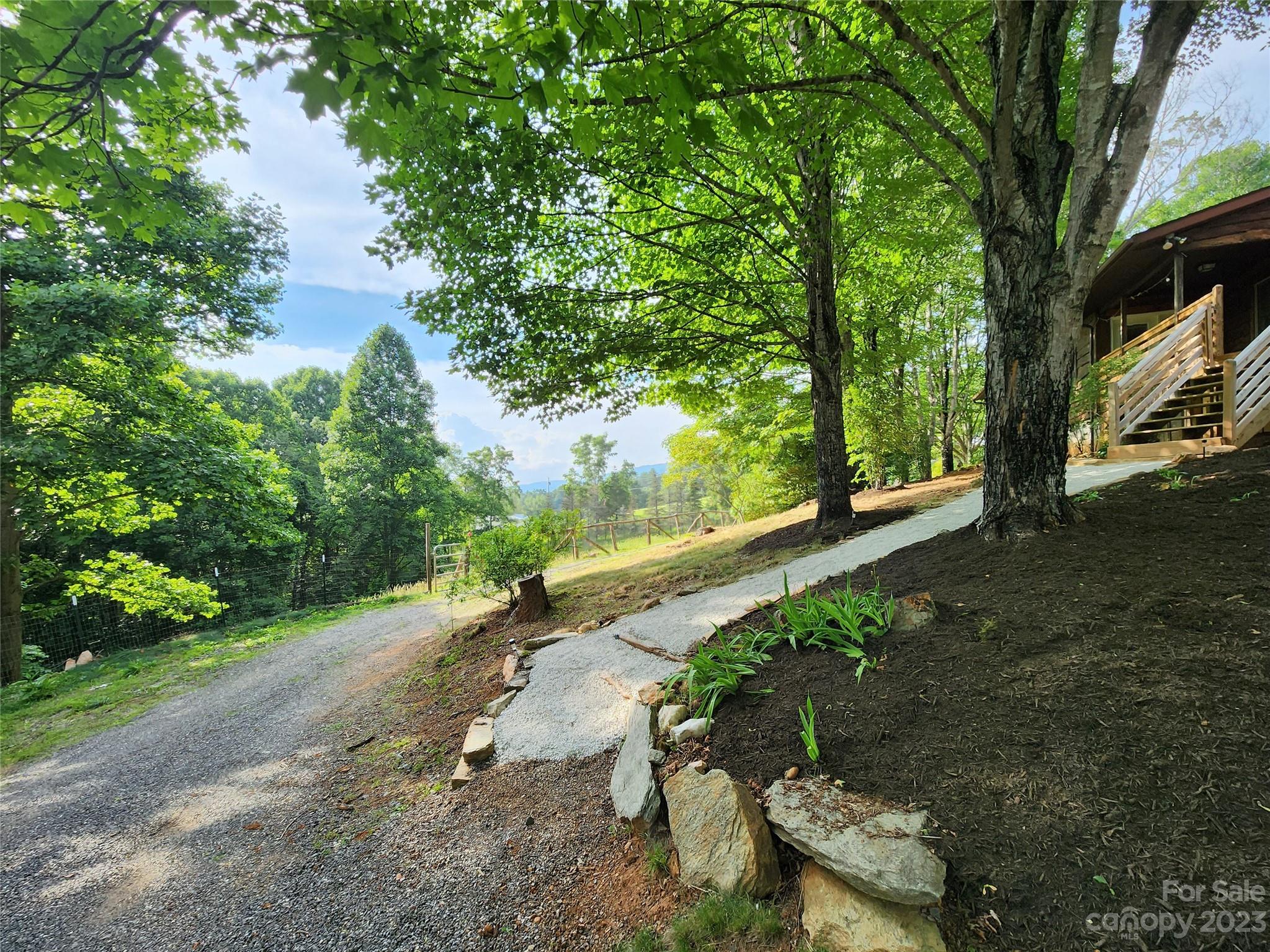127 Cleve Silver Road Bakersville NC 28705