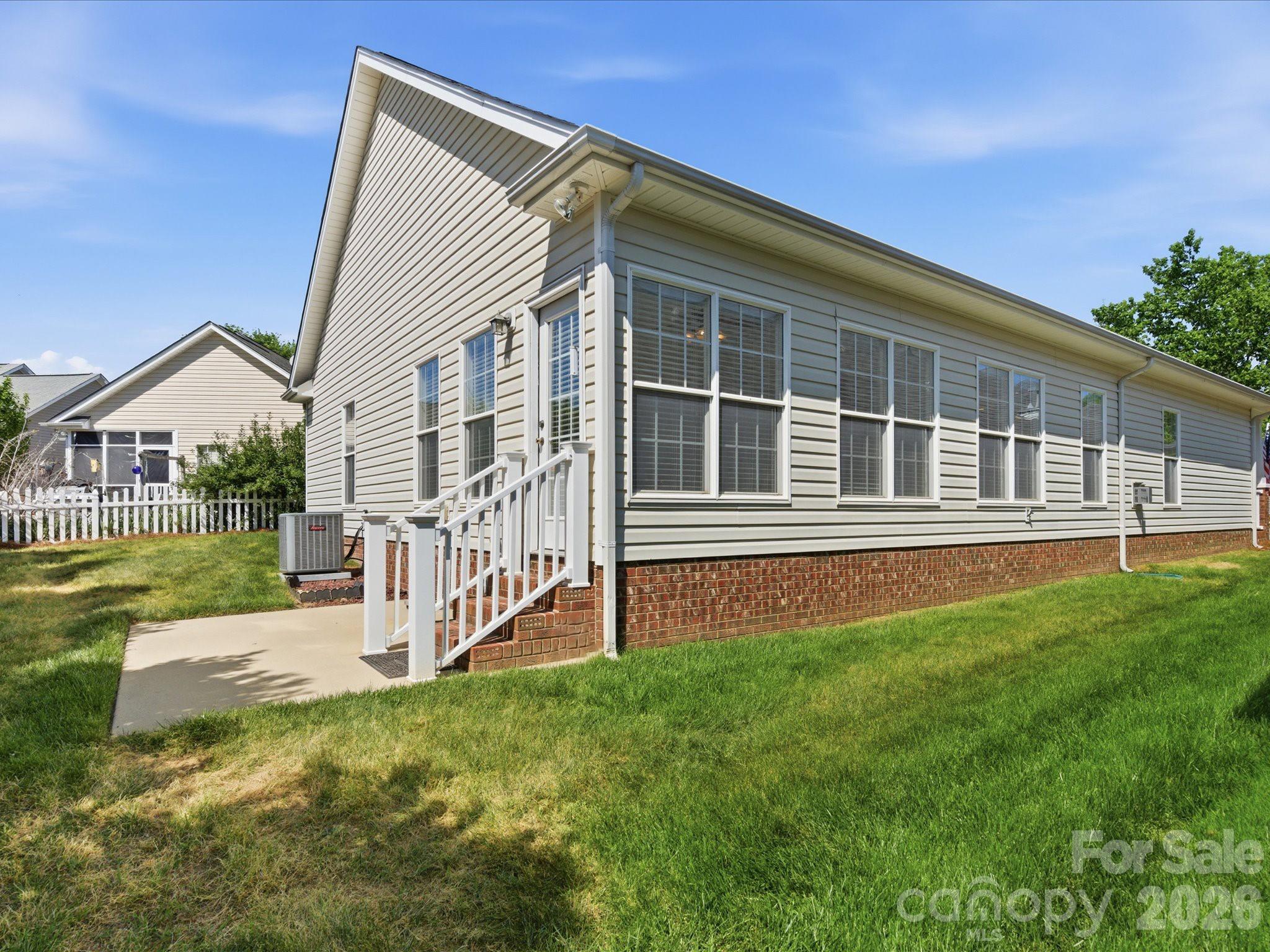1008 Wanda Drive Matthews NC 28104