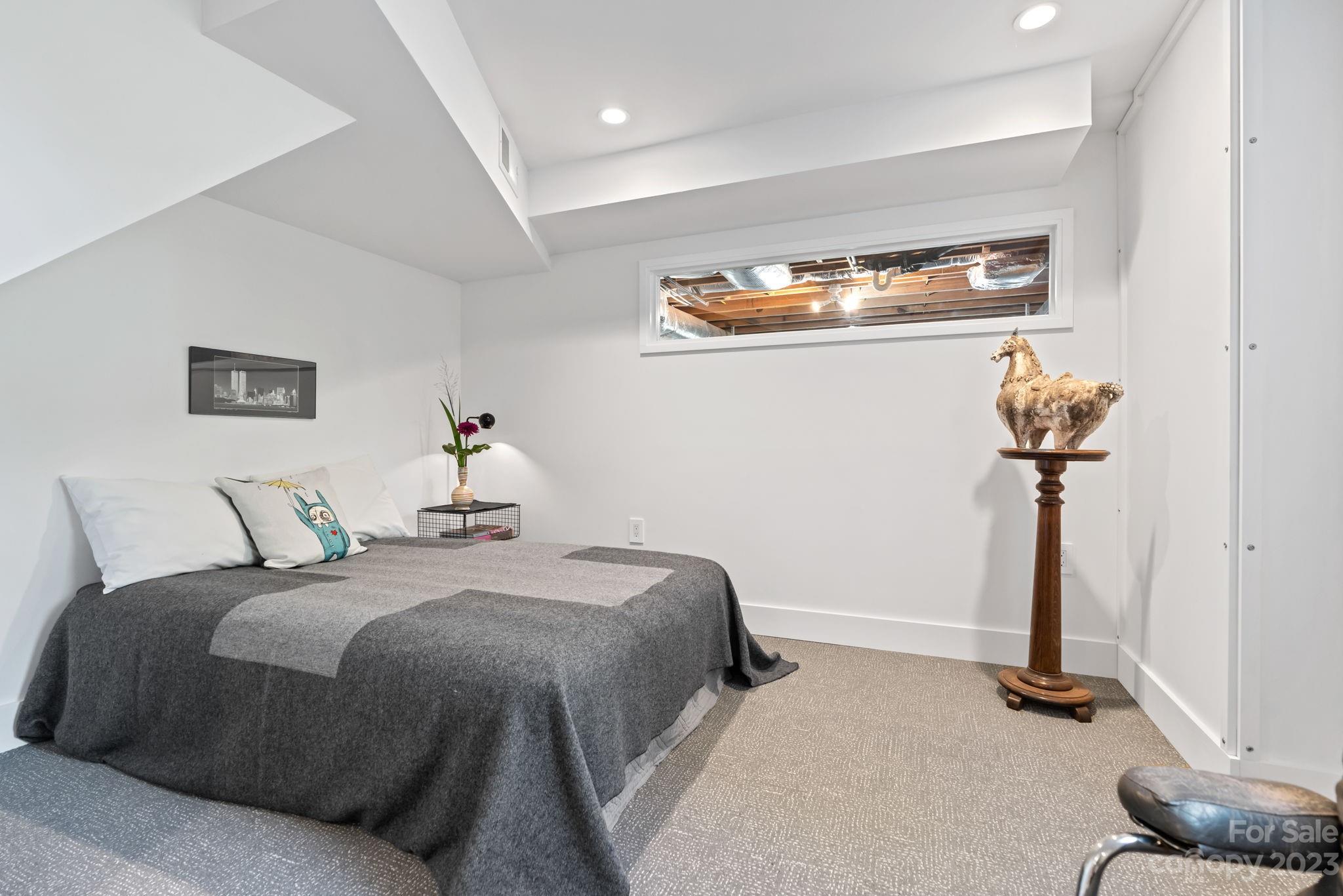 10 Von Ruck Court Asheville NC 28801