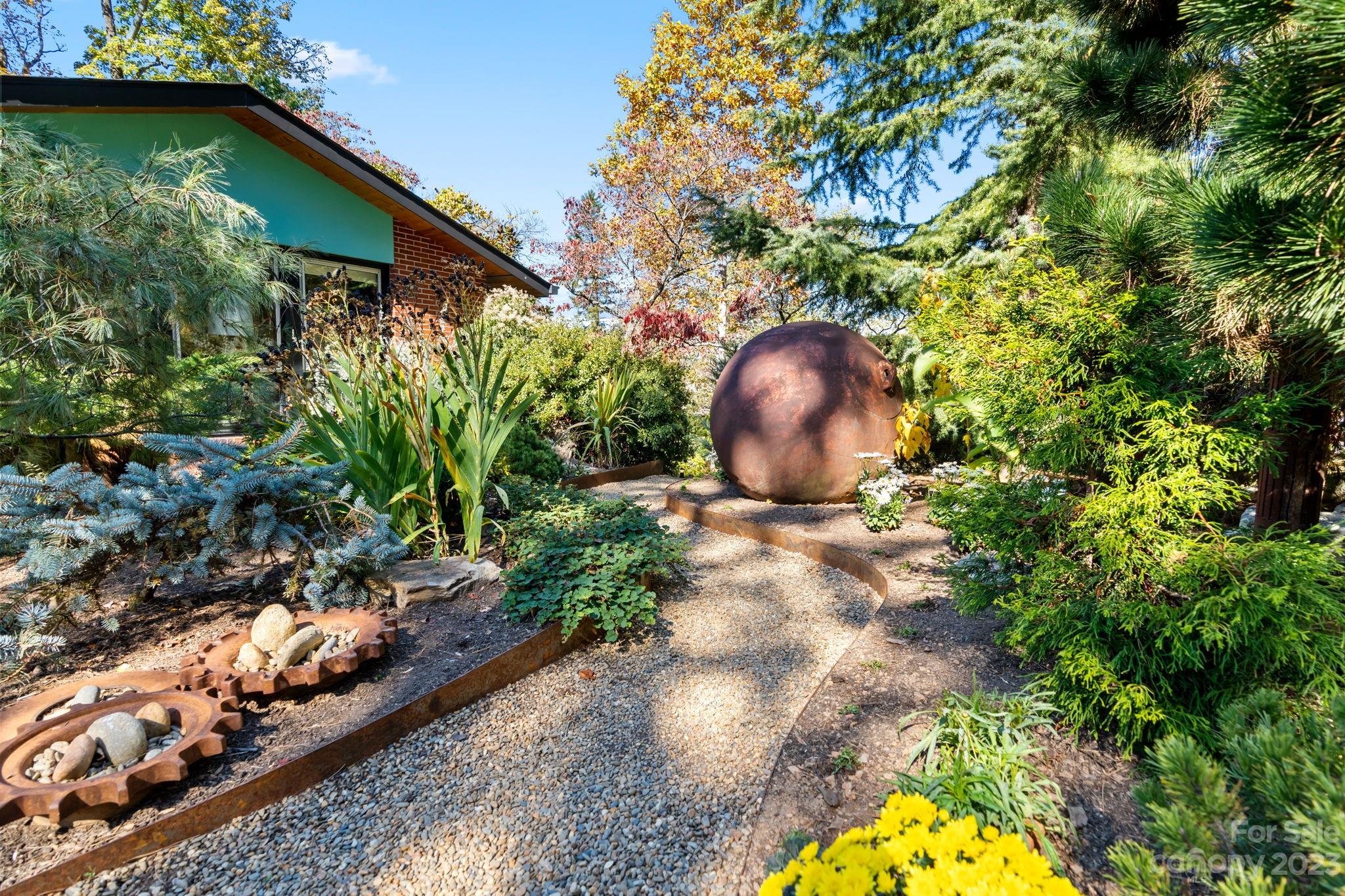 10 Von Ruck Court Asheville NC 28801