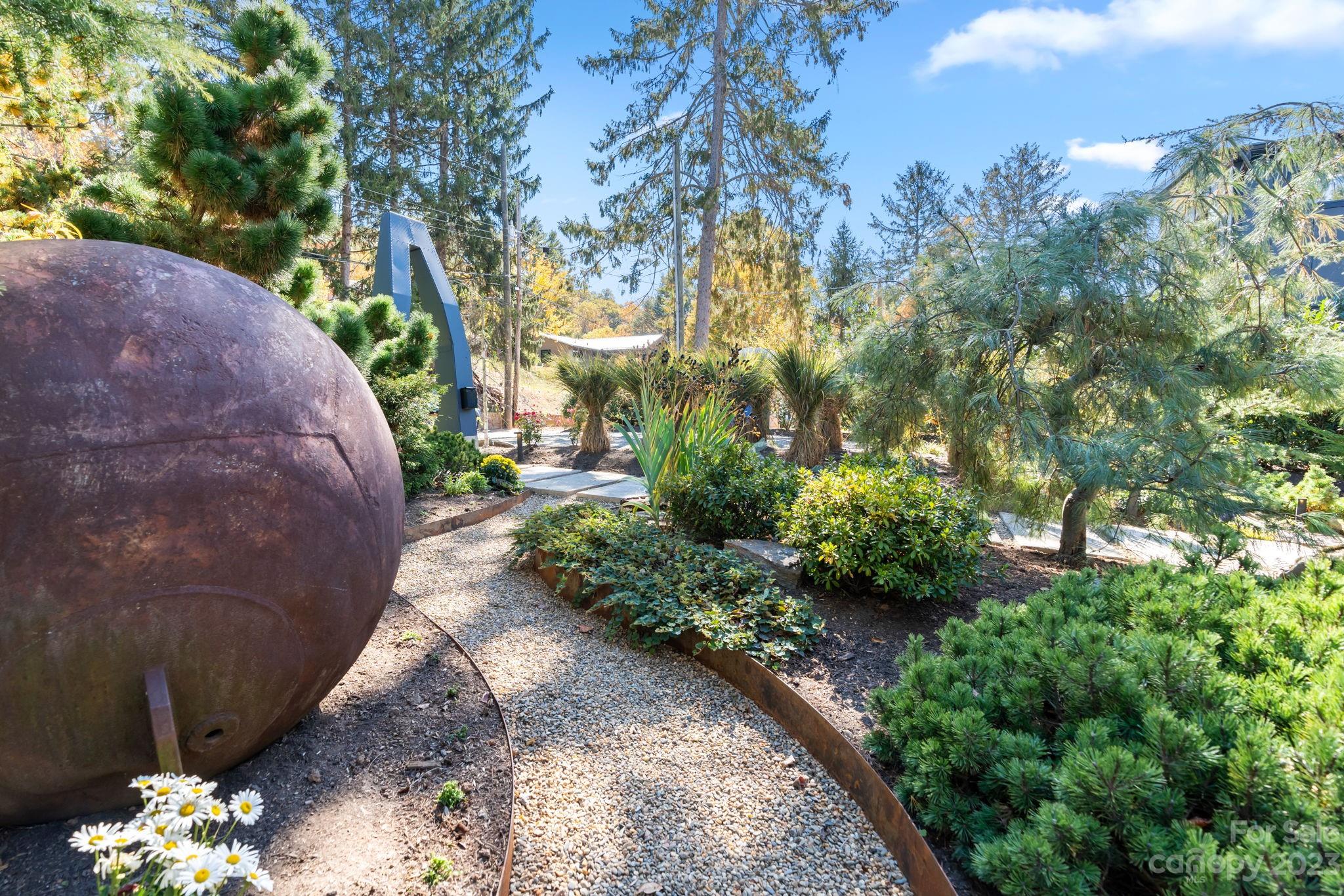 10 Von Ruck Court Asheville NC 28801