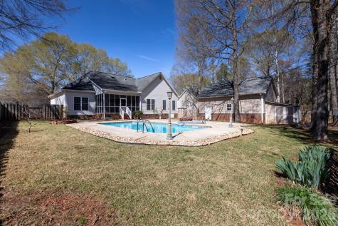 1525 Garrett Landen Drive Clover SC 29710