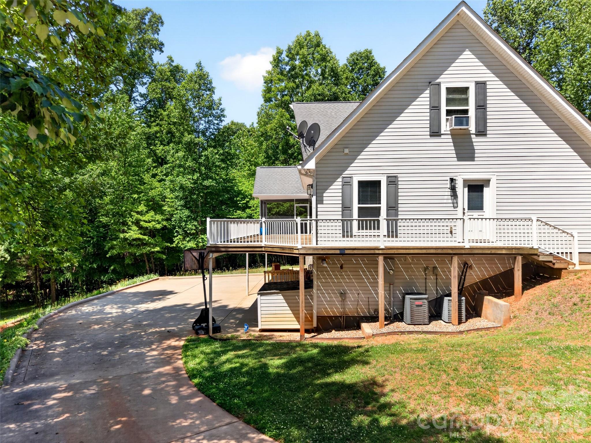 2977 Cabin Creek Drive Catawba NC 28609