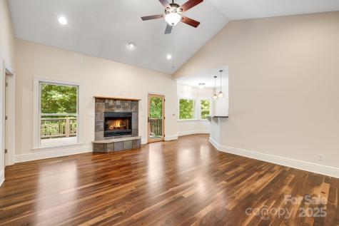 6 Woodland Road W Asheville NC 28806