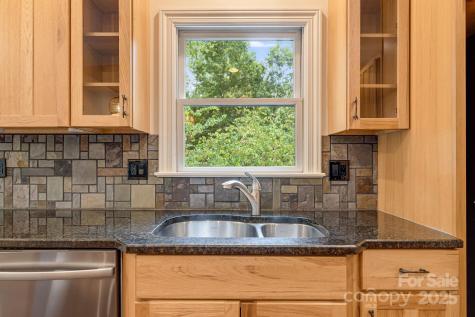 6 Woodland Road W Asheville NC 28806