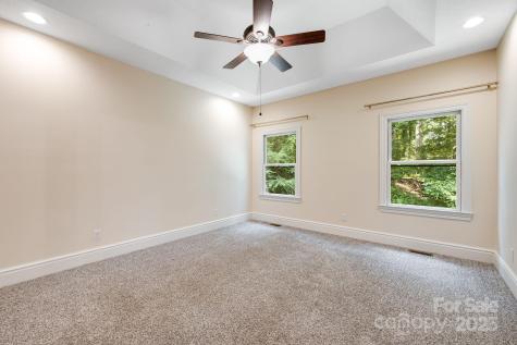 6 Woodland Road W Asheville NC 28806
