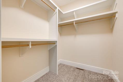6 Woodland Road W Asheville NC 28806