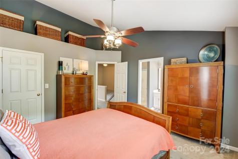 10041 Treeside Lane Matthews NC 28105