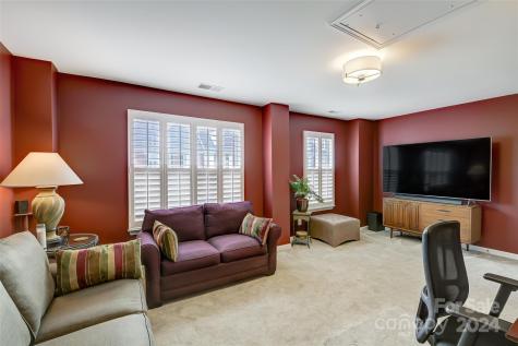 10041 Treeside Lane Matthews NC 28105